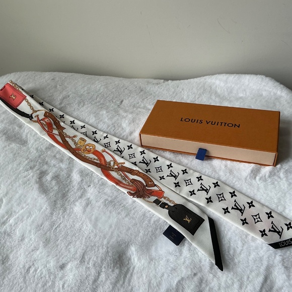 Louis Vuitton Scarf {White, Black, Orange, Gold) w/box - Picture 7 of 7